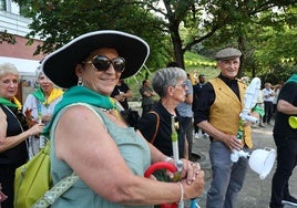 Gran ambiente el jueves por la tarde en la plaza San Luis para comenzar las fiestas de Herrera.
