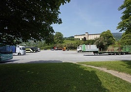 Aparcamiento de Iurreamendi, en Tolosa, donde se proyecta el futuro hospital público.