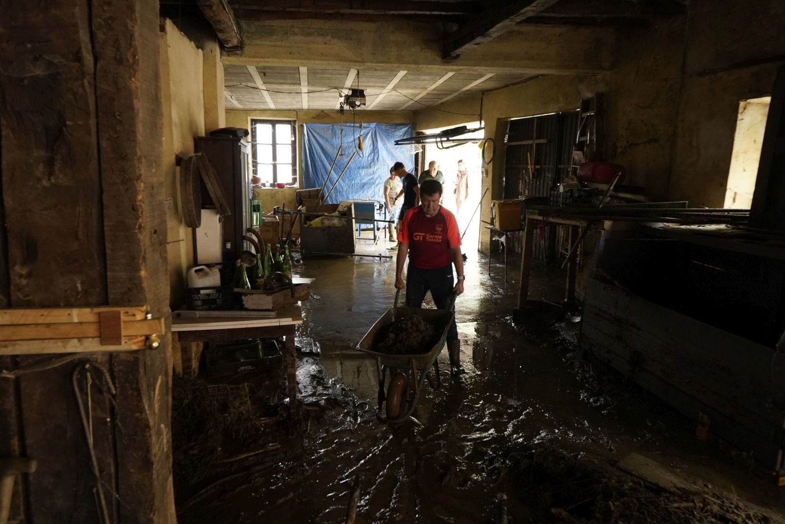 Las imágenes de los desperfectos que deja la tromba de agua en Tolosaldea y Goierri