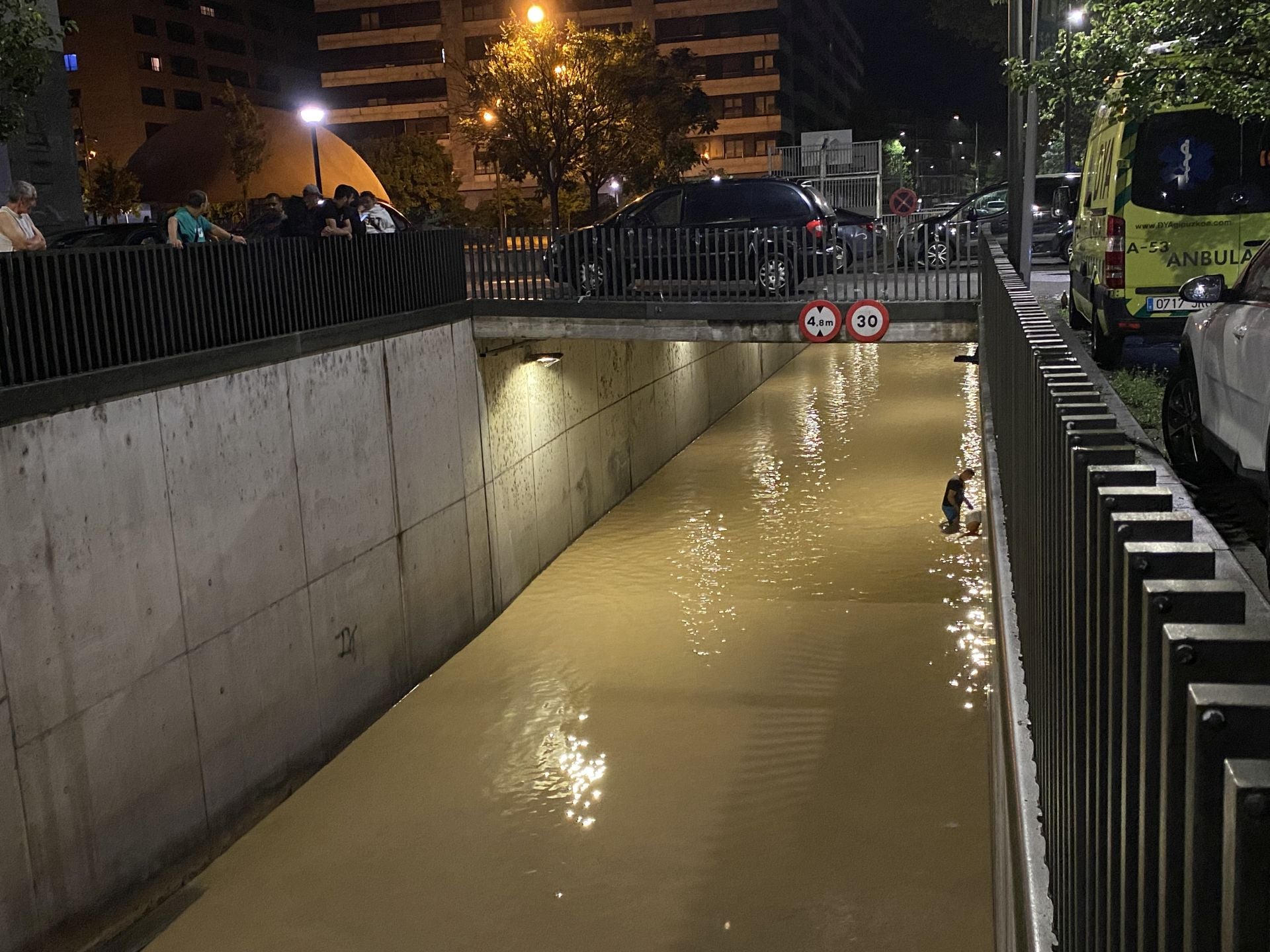 Las imágenes de los desperfectos que deja la tromba de agua en Tolosaldea y Goierri
