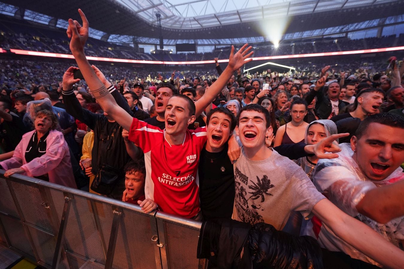 Las imágenes del concierto en Anoeta de Fermin Muguruza