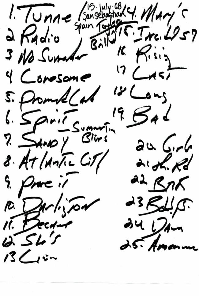 La primera vez, en 2008: su 'set list' manuscrito. Queda para la pequeña historia: el 'set list', con su propia letra, del primer concierto que Springsteen ofreció en Donostia aquel 15 de julio.