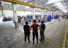 La planta de montajes electromecánicos de la empresa Sutargi, en Belauntza, no pudo entrar ayer en funcionamiento.
