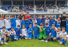 Berazubi acogió una nueva edición del Memorial Urtzi de 'Fútbol 8' con victoria de la Real Sociedad y de la Tolosana en Copa.