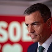 Pedro Sánchez, durante la rueda de prensa ofrecida este lunes en la sede del PSOE en Ferraz.