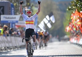 Aranburu lleva un triunfo en 2025, la etapa de la Itzulia en Beasain.