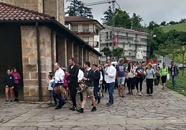 Herriko erromesak igandean, San Adriandik bueltan.