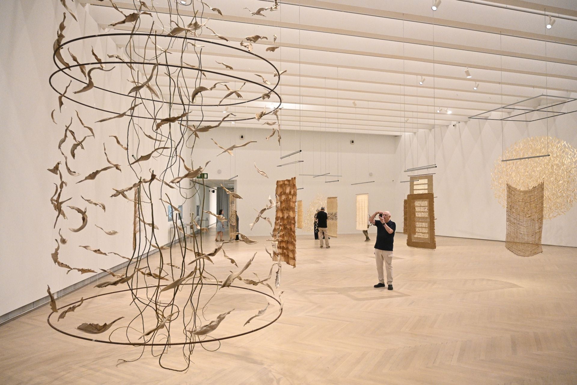 María Cueto presenta la nueva exposición sobre sus etapas como artista
