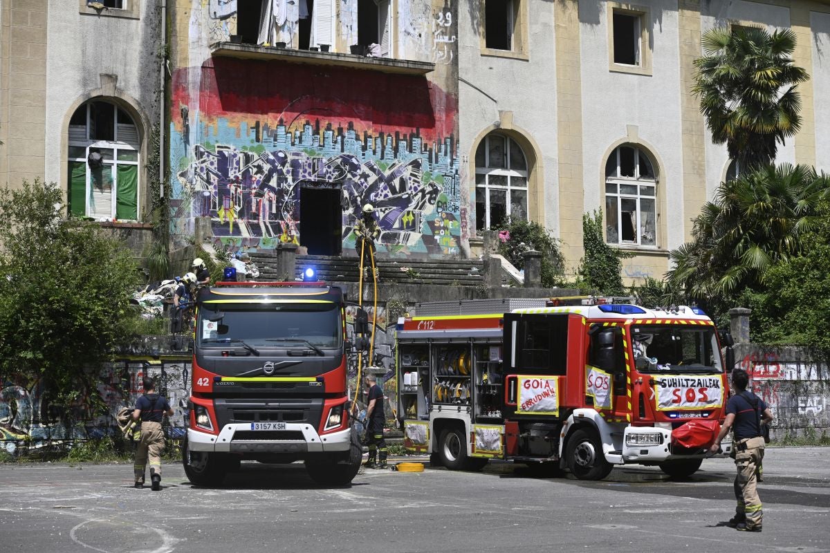 Estas son las imágenes tras el incendio en Martutene