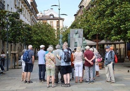 Turistas de visita en Donostia.
