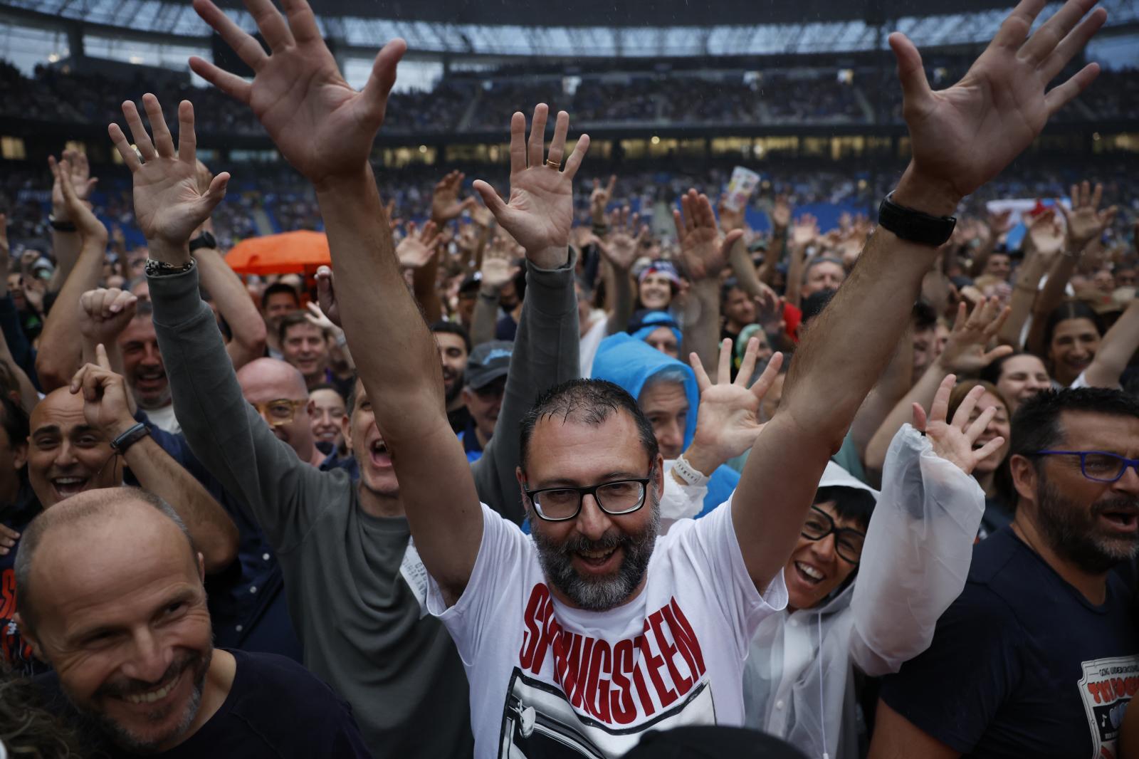 Anoeta se rinde al show de Bruce Springsteen