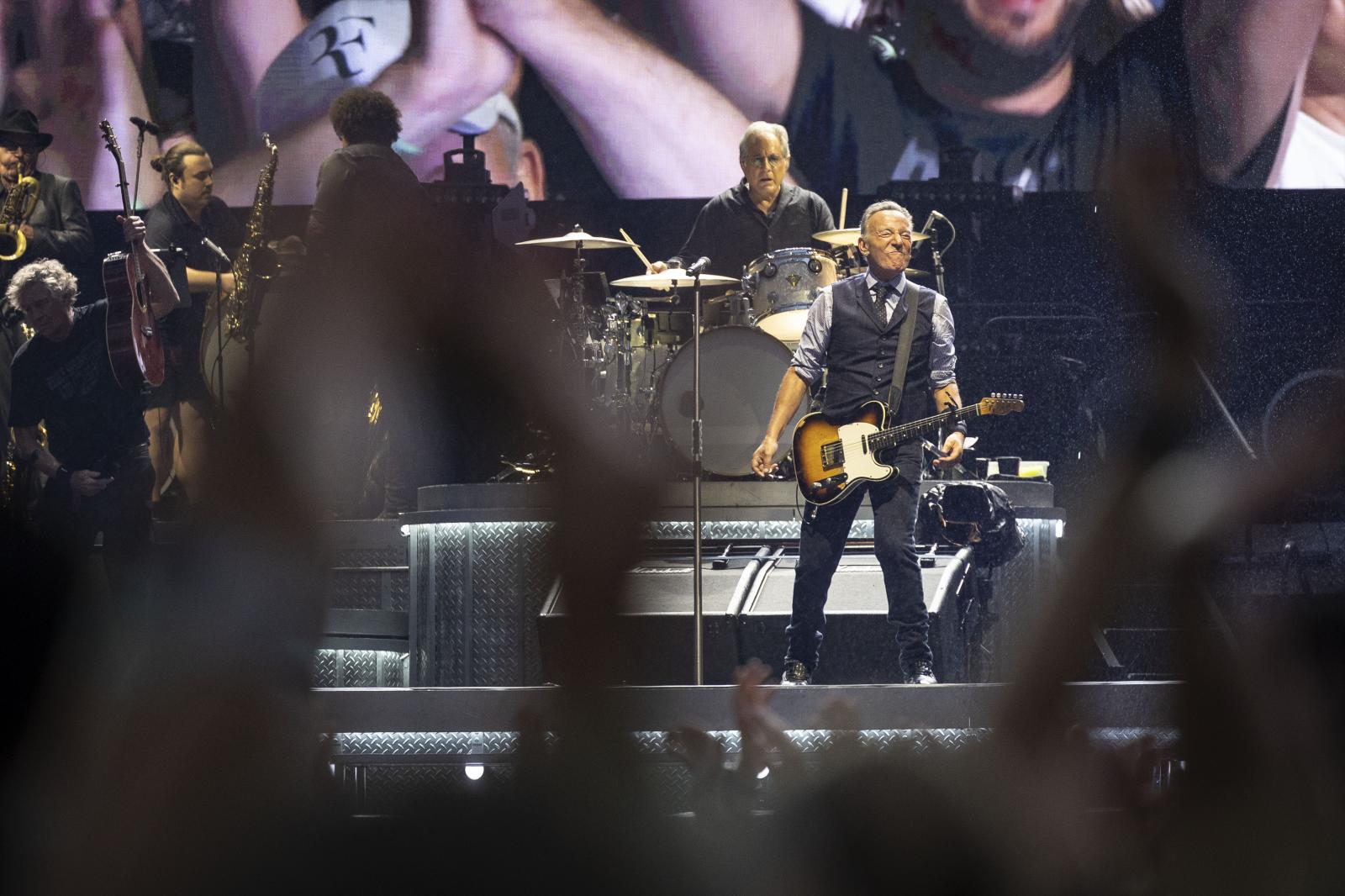 Anoeta se rinde al show de Bruce Springsteen