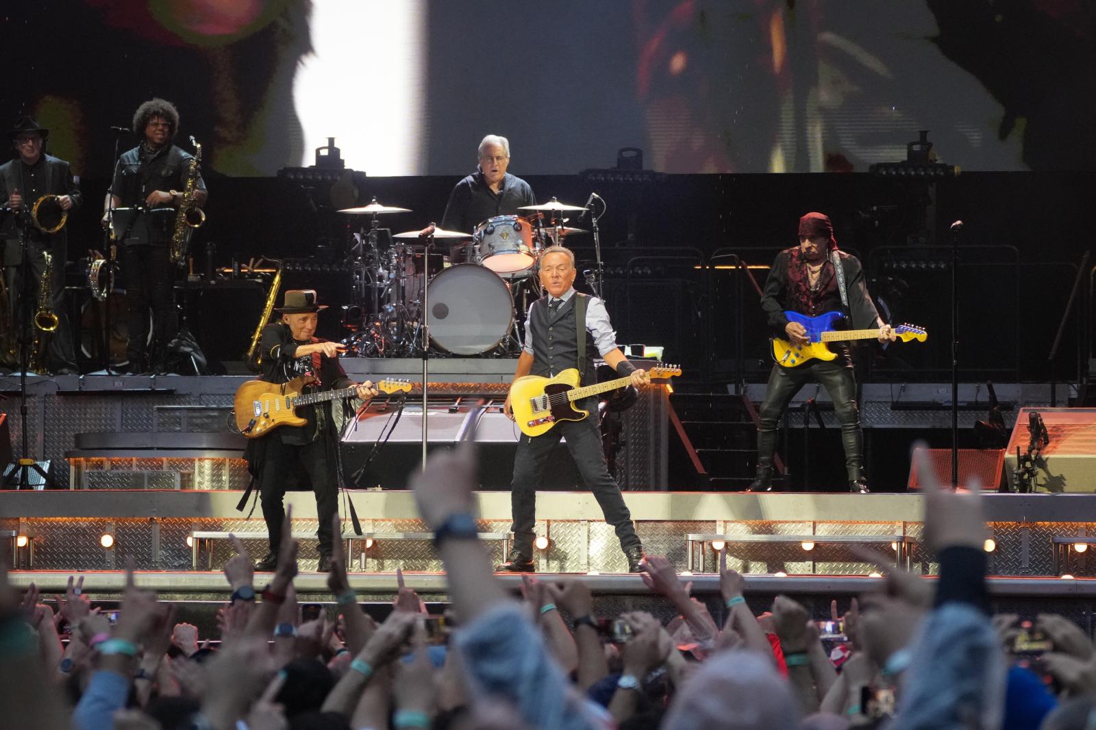Anoeta se rinde al show de Bruce Springsteen