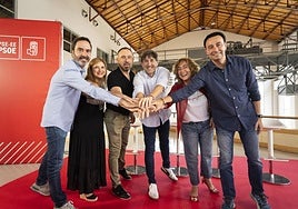 Andueza y los cinco consejeros del PSE en el Gobierno vasco, en un acto este sábado en Barakaldo