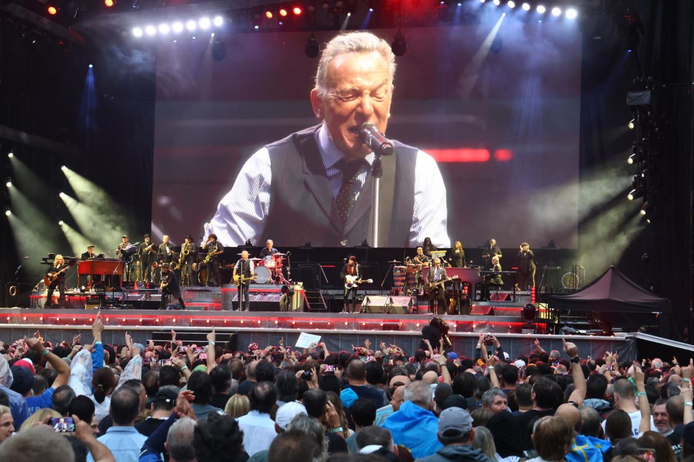 Anoeta se rinde al show de Bruce Springsteen