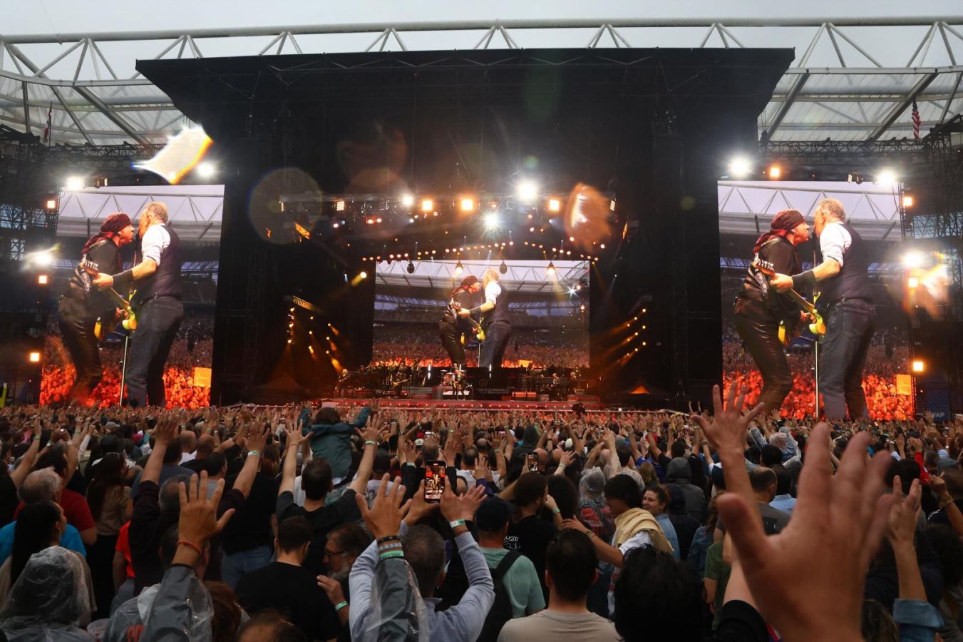 Anoeta se rinde al show de Bruce Springsteen