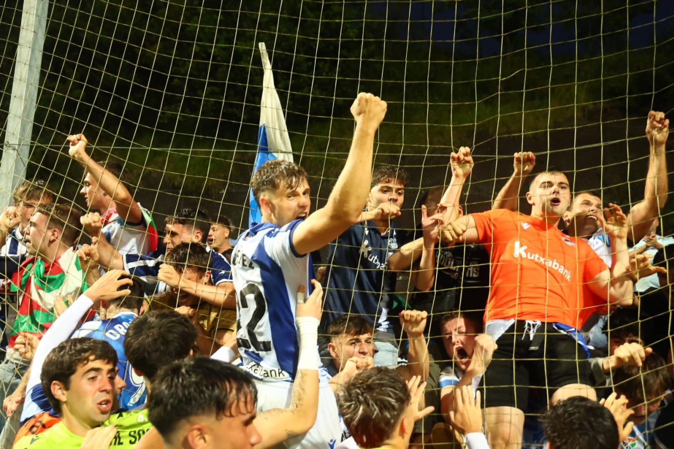 Explosión de júbilo en Zubieta tras el ascenso del Sanse