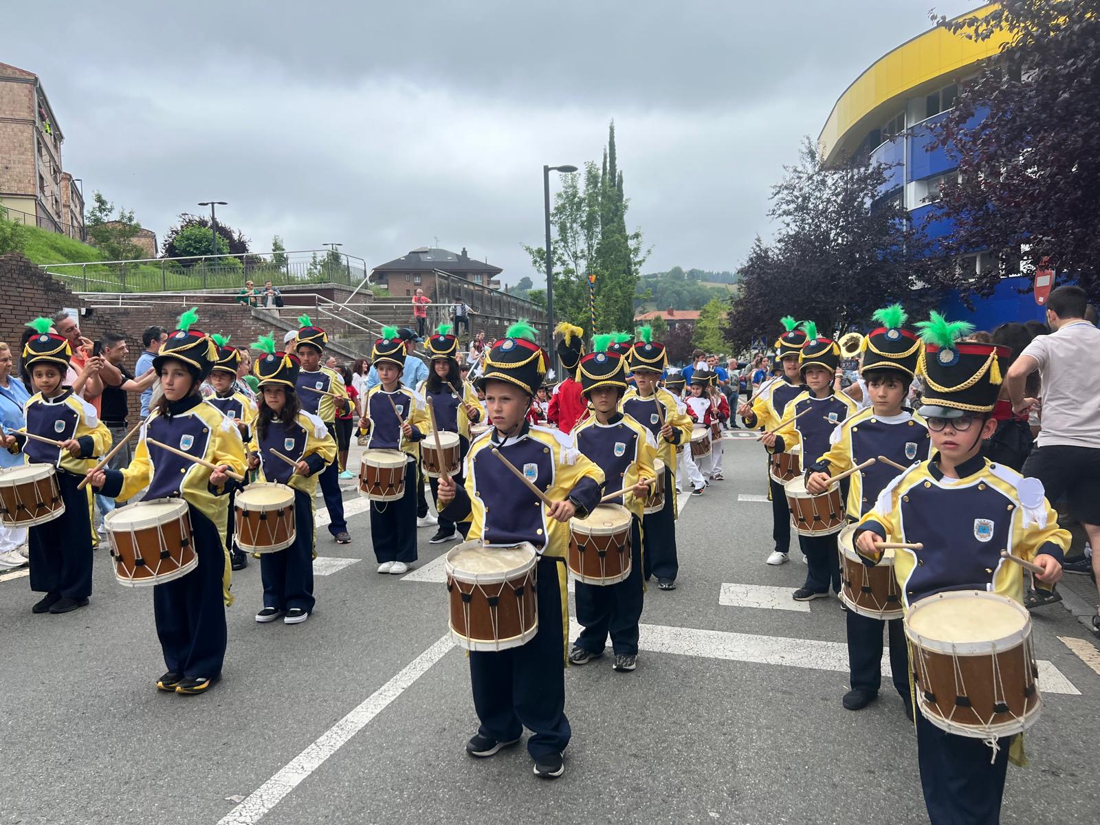 Los niños tomaron el mando de la fiesta