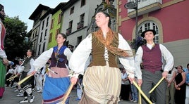 La Errementari Dantza recorrió las calles del municipio.