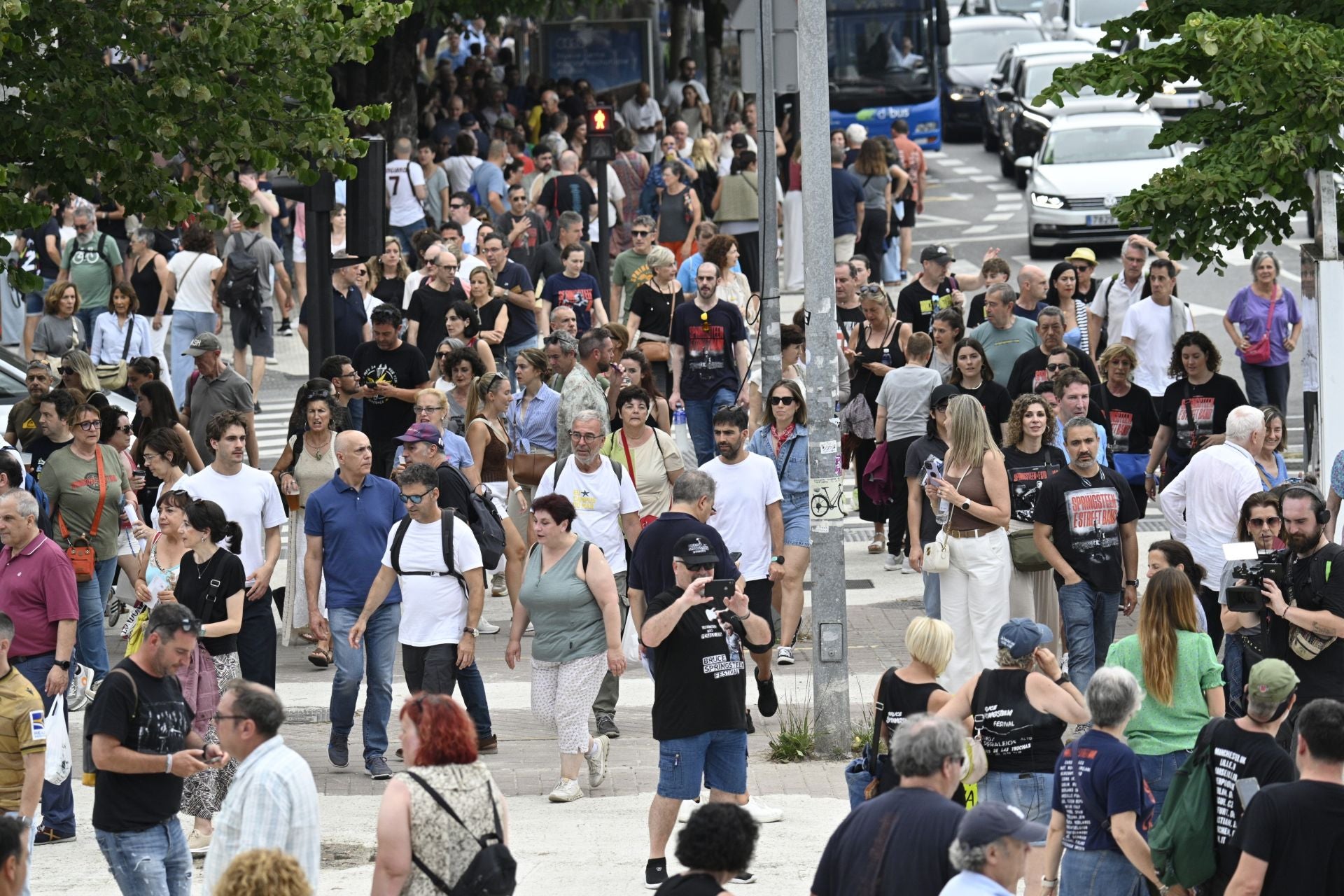 Gran ambiente en las horas previas al concierto de Bruce Springsteen