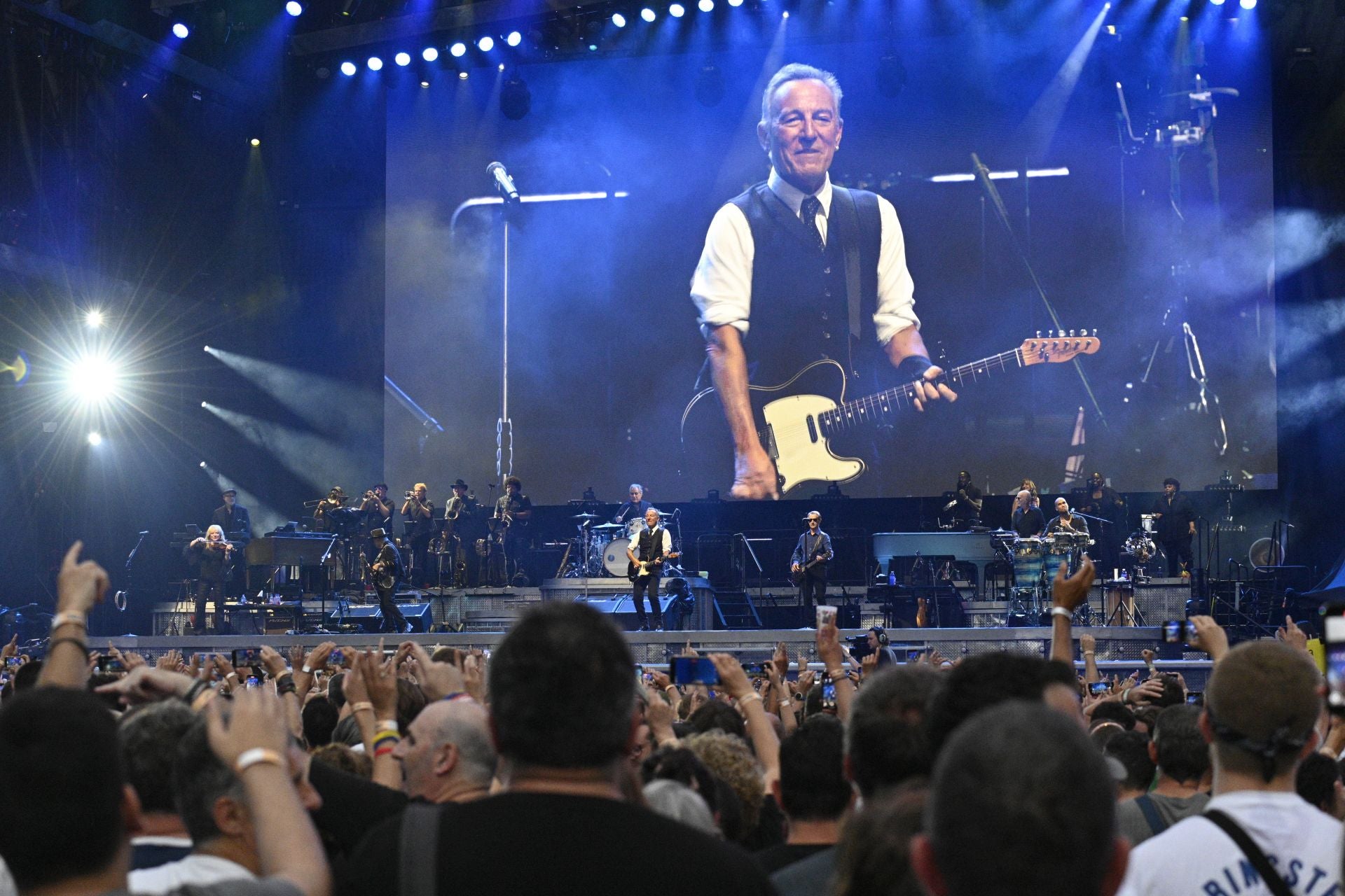 Bruce Springsteen vuelve a cautivar al público en Donostia