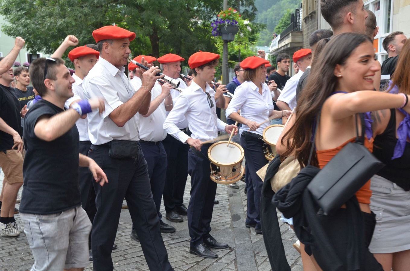 Primer encierro de las fiestas de Arrasate