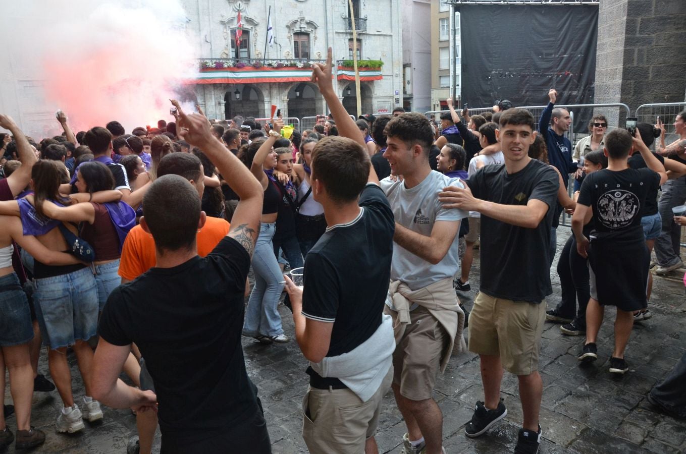 Primer encierro de las fiestas de Arrasate