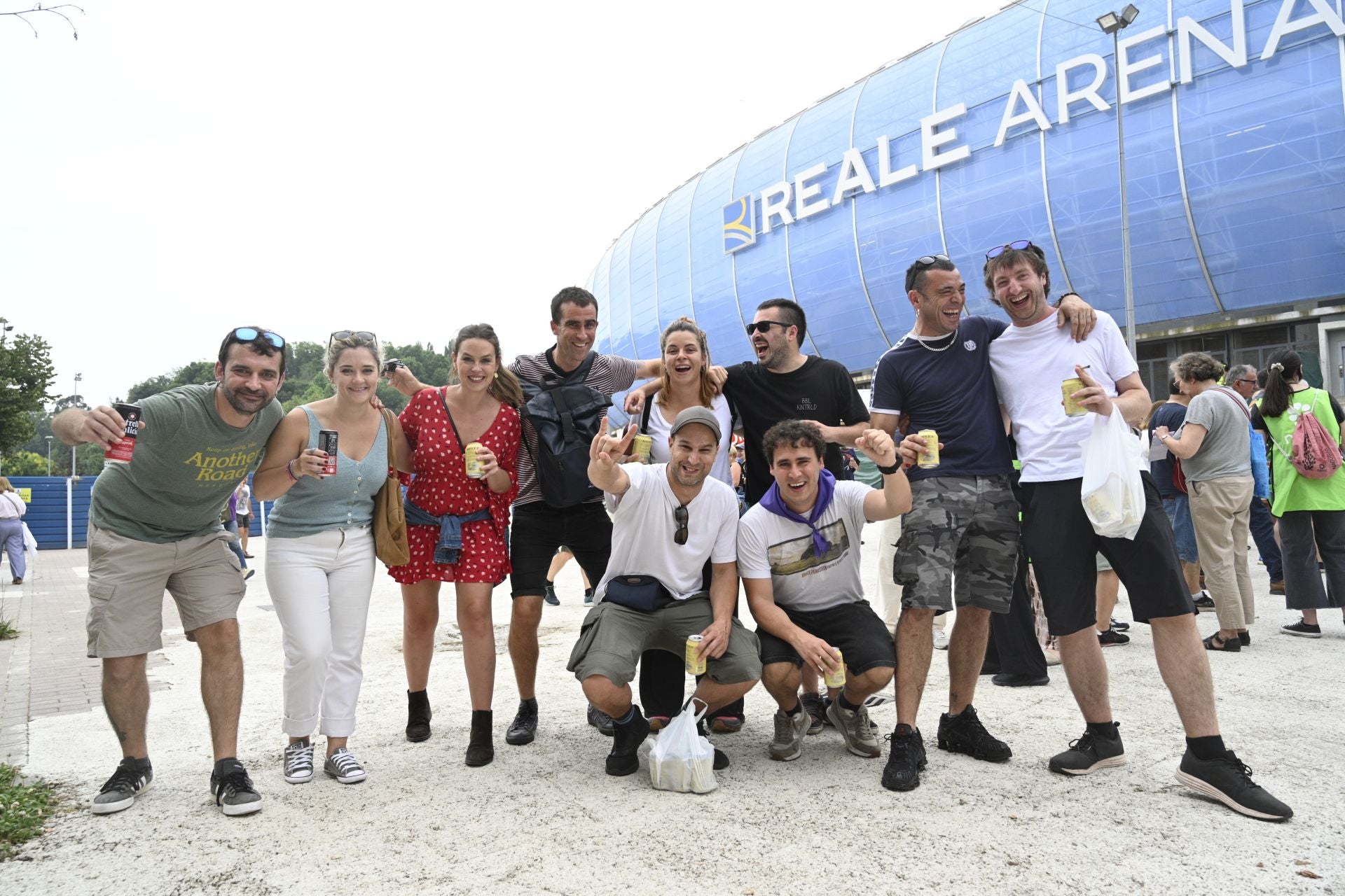 Esta cuadrilla de amigos no oculta la ilusión por ver en directo al Boss.