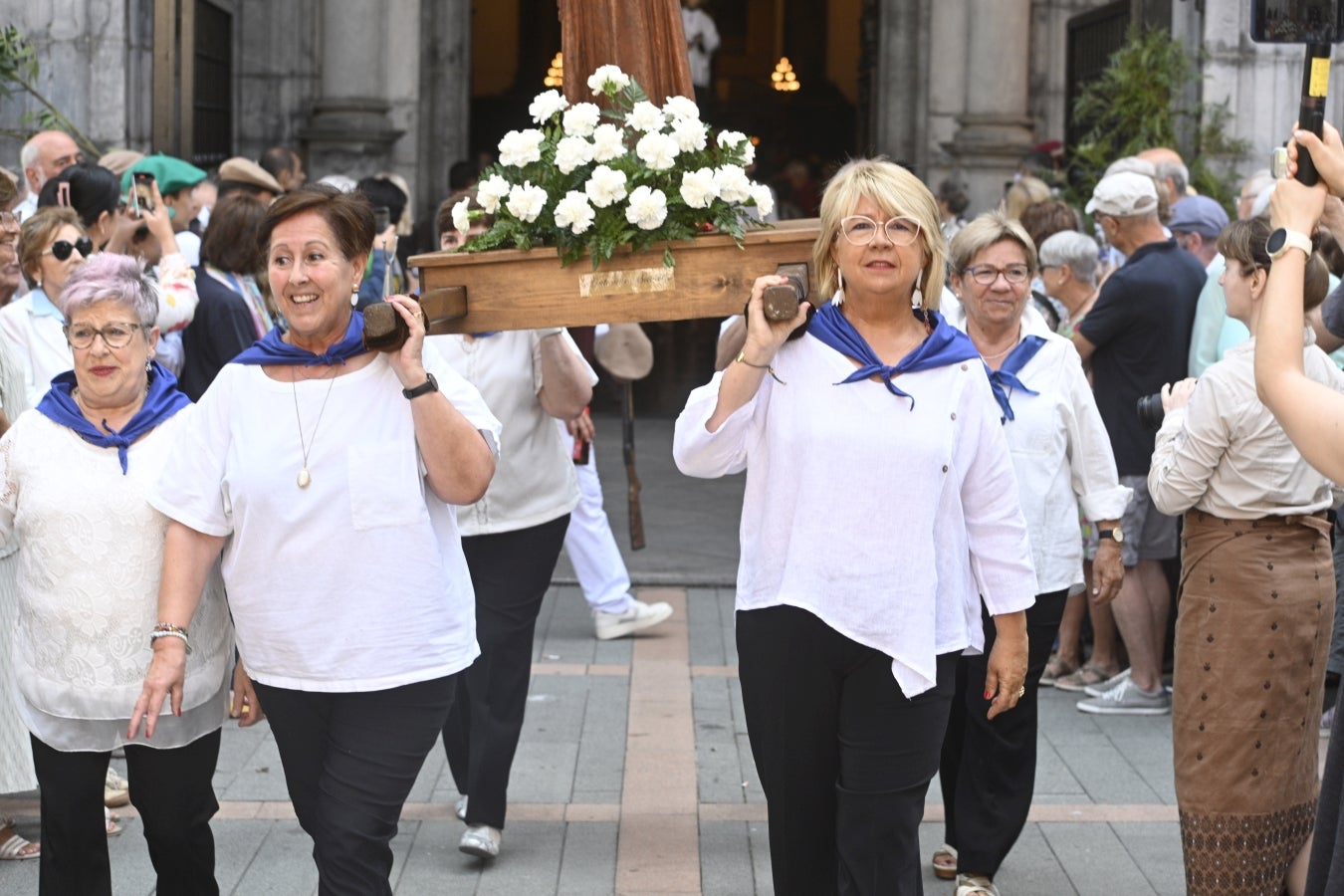 Tolosa, firme en su día grande y en un sofocante calor