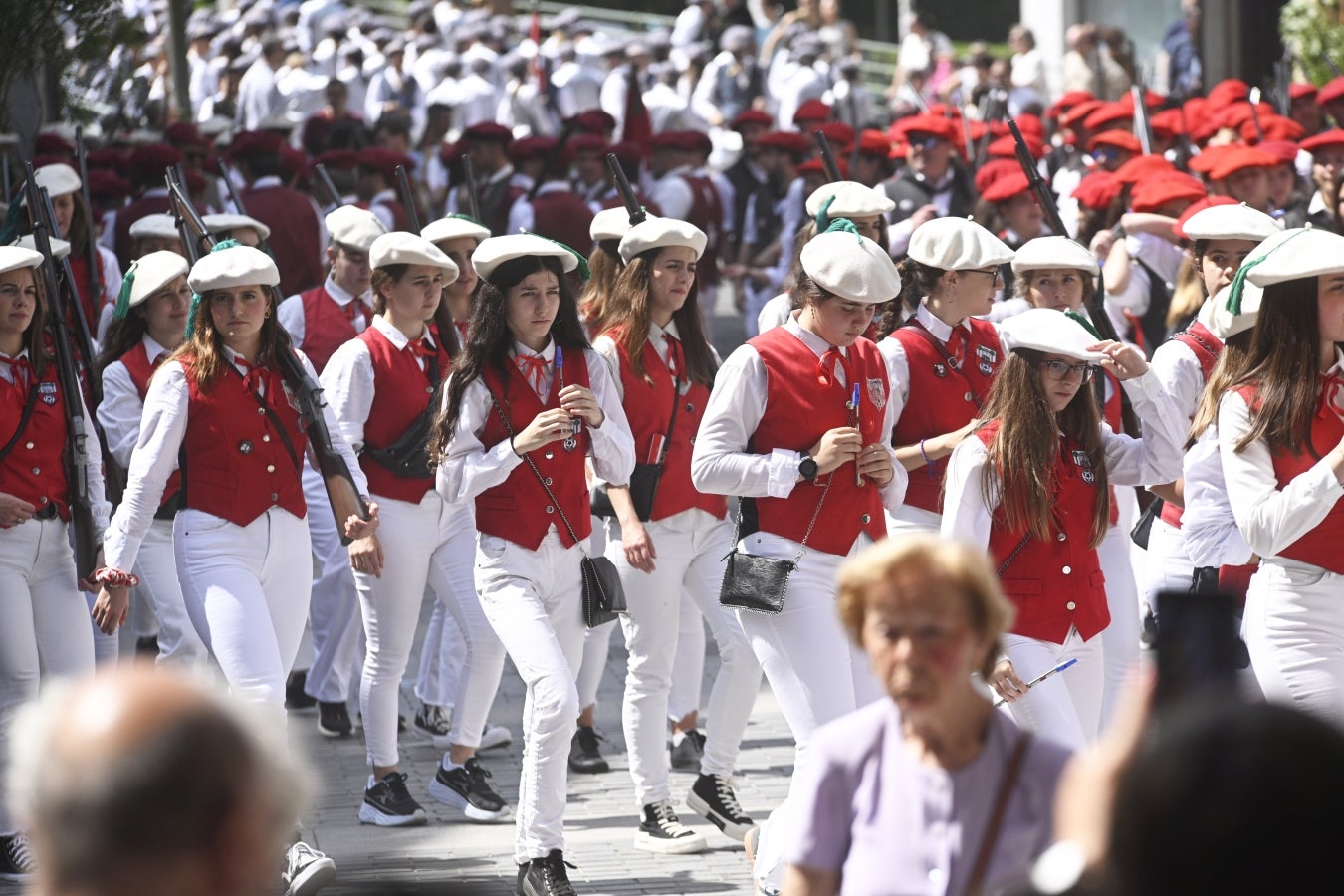 Tolosa, firme en su día grande y en un sofocante calor