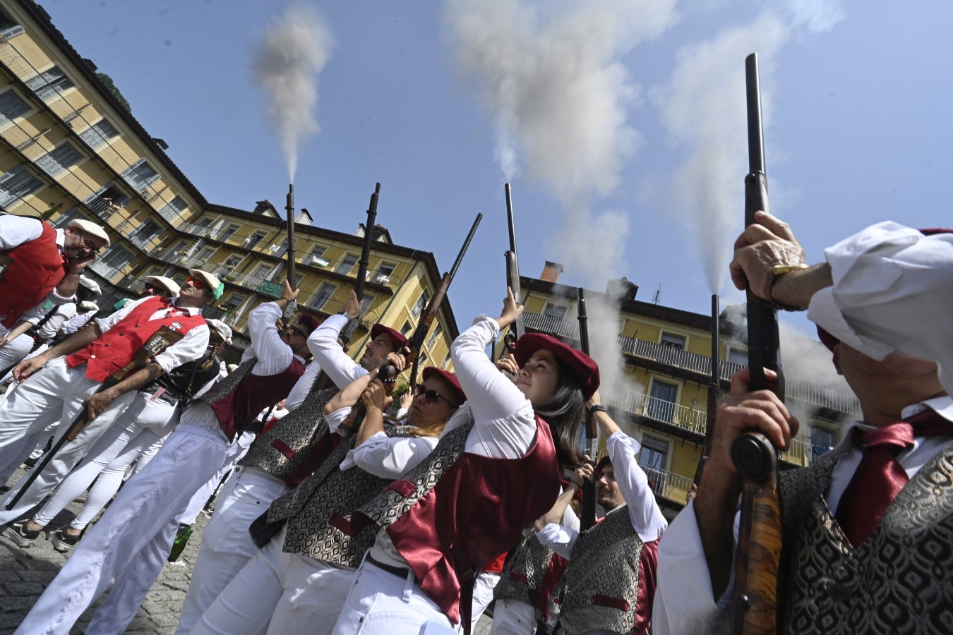 Tolosa, firme en su día grande y en un sofocante calor