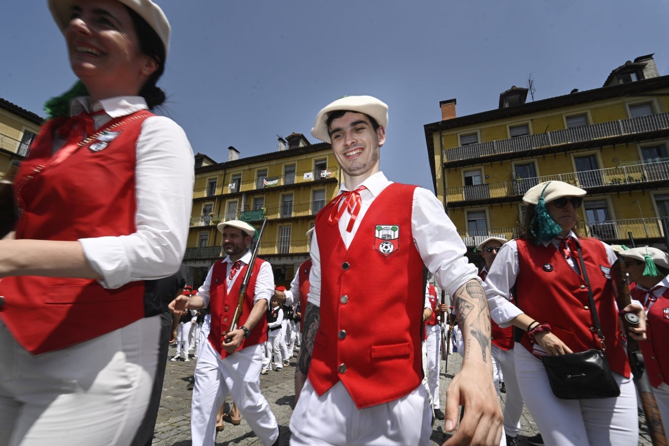 Tolosa, firme en su día grande y en un sofocante calor