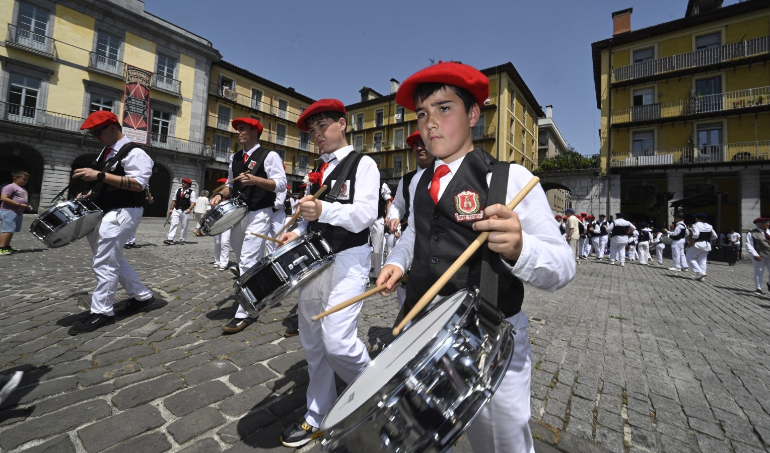 Tolosa, firme en su día grande y en un sofocante calor
