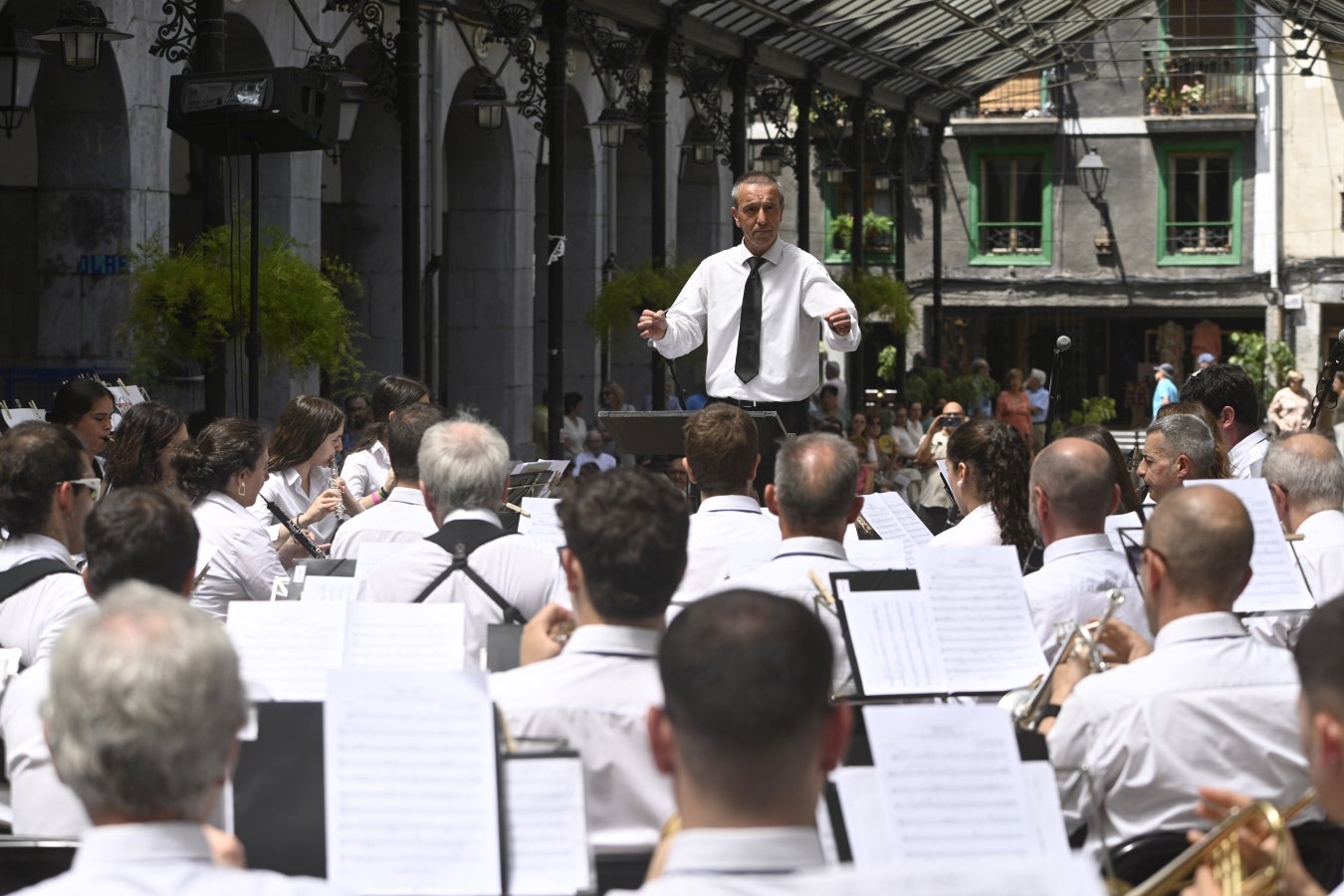 Tolosa, firme en su día grande y en un sofocante calor