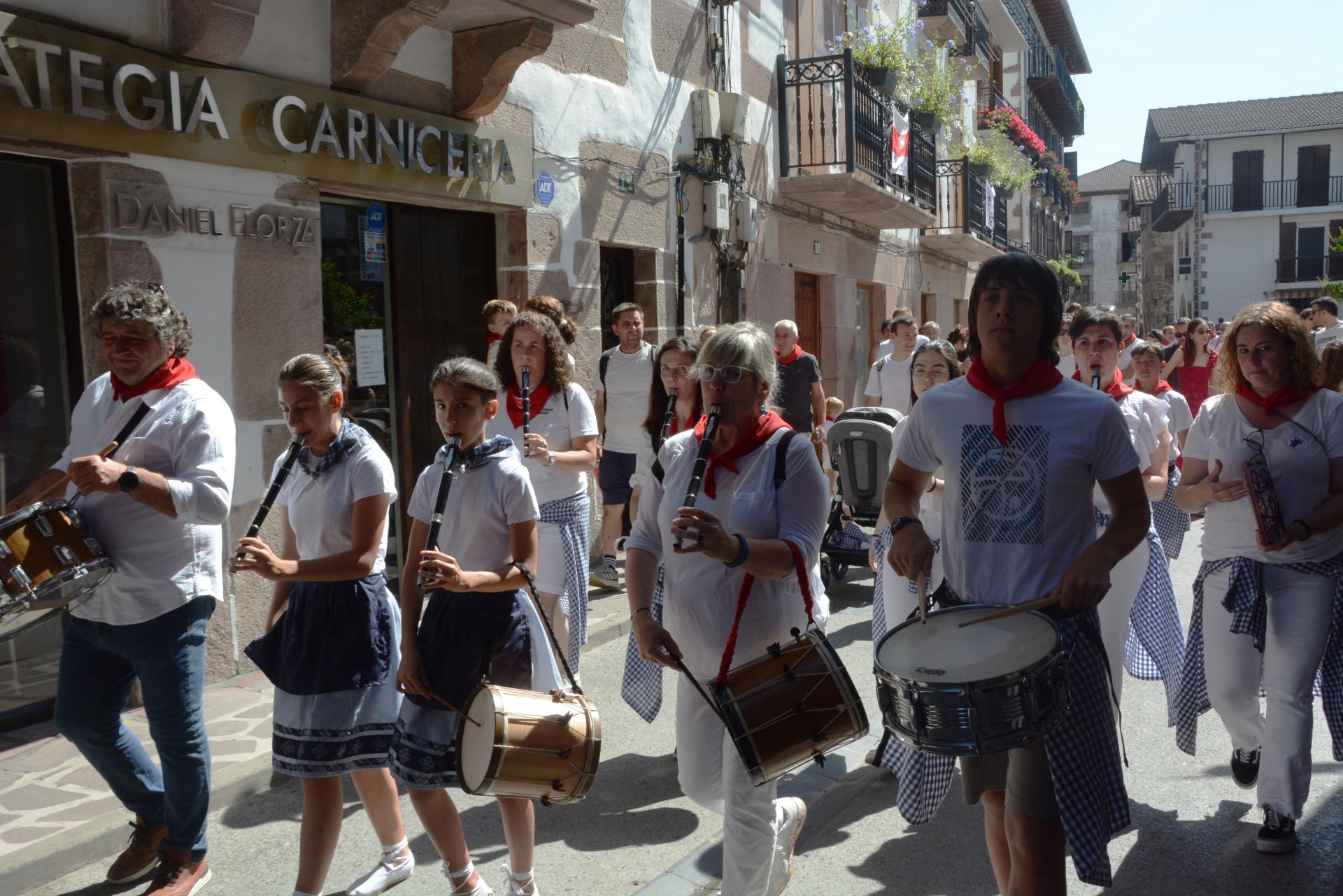 Los ttikis son los protagonistas