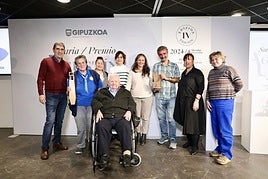 Iaz sarituak izan ziren elkarteetako ordezkariak eta antolatzaileak.