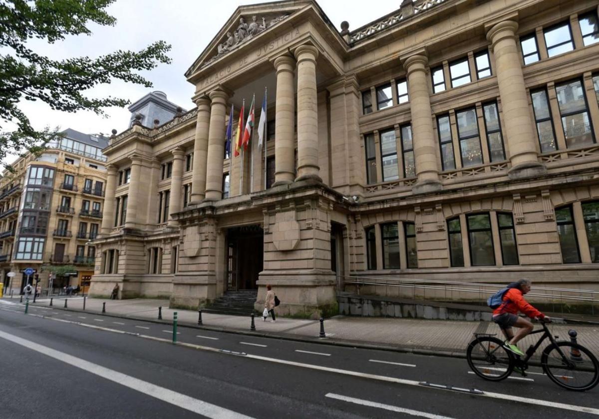 La Audiencia de Gipuzkoa acogerá el juicio el lunes y martes de la próxima semana.