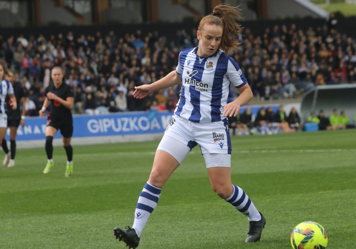 Ane Etxezarreta ficha por el Eibar tras una década defendiendo la camiseta de la Real Sociedad.