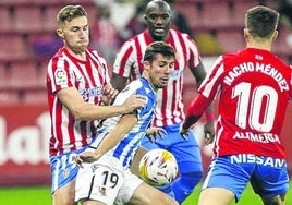 Javi Martón, durante un partido con el Sanse en 2021 ante el Sporting.