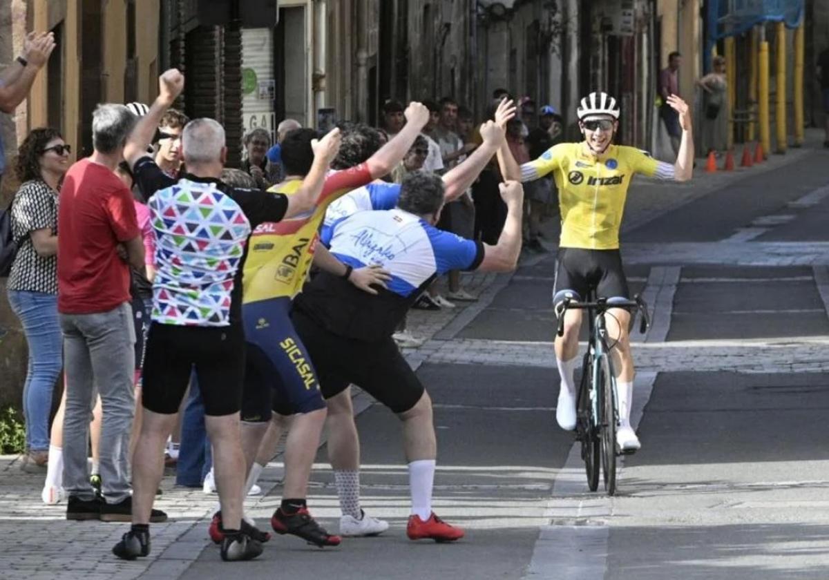 Urcaregui, en su victoria en la Vuelta a Gipuzkoa del lunes en Segura.