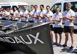 Esperantza aurkeztu zuten atzo eguerdian frontoian