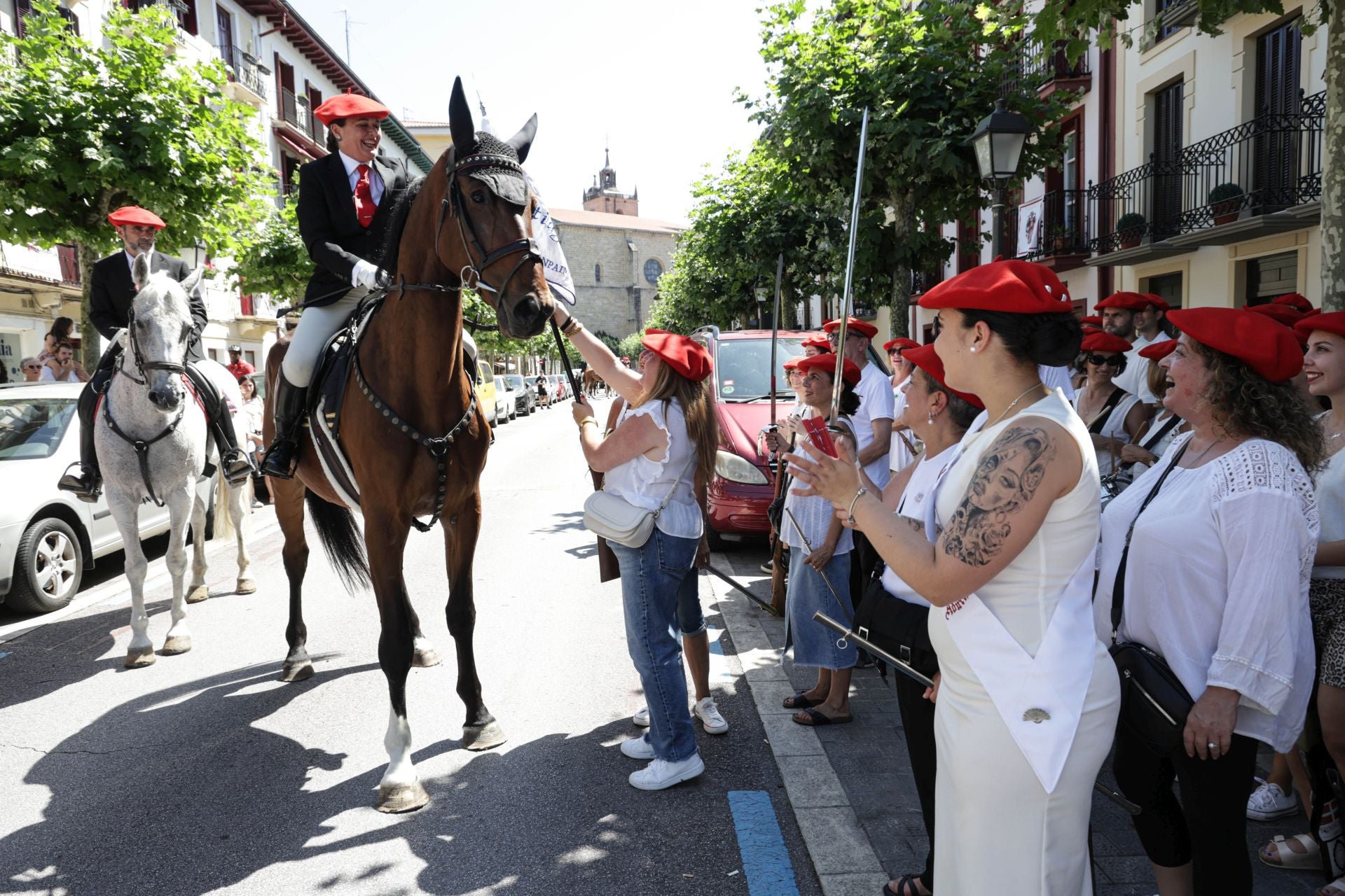 Irun vive una intensa víspera del gran día del año