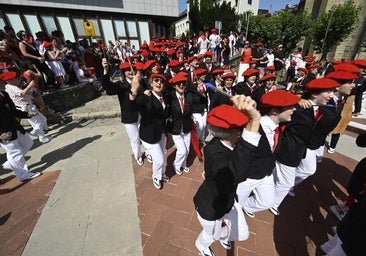 Revive el Alarde público de Irun en la festividad de San Marcial