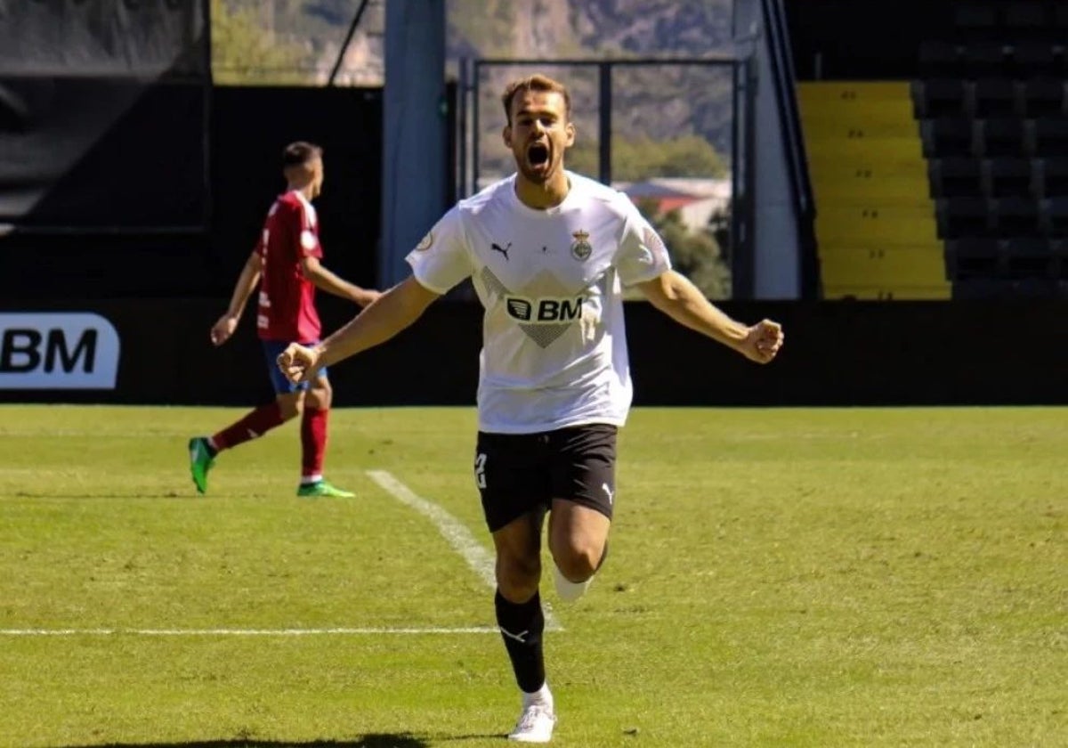 Peru Ruiz jugó hace dos temporadas en el Real Unión y conoce bien el club.