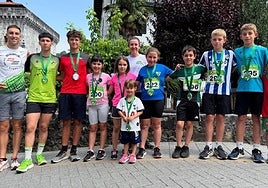Resto de ganadores en el Kross celebrado en Lesaka organizado por Beti Gazte.