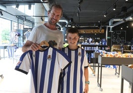 Las primeras equipaciones de la Real ya están vendidas