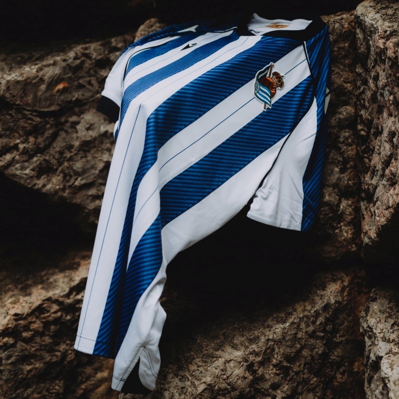 La nueva camiseta de la Real Sociedad para la temporada 25/26