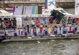 Las remeras de Arraun Lagunak celebran su triunfo en Sestao.