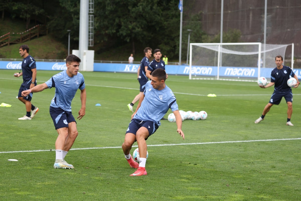 Entrenamiento al calor de la afición