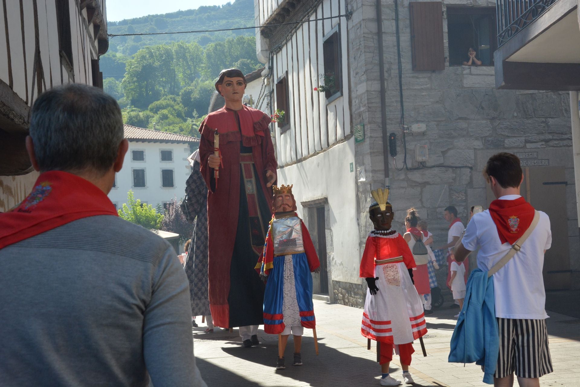 Lesaka, a ritmo de tambor